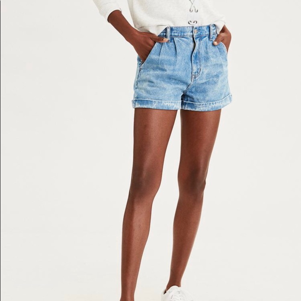 American Eagle Light Wash Mom Shorts